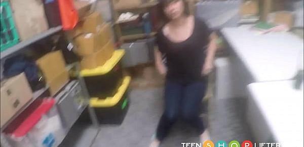  Teen Penelope Reed Caught Shopifting And Punished